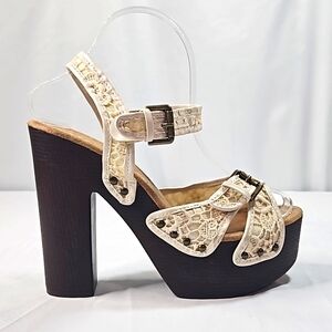 - Candies Cream Leather/Lace Platform Sandals Size 7